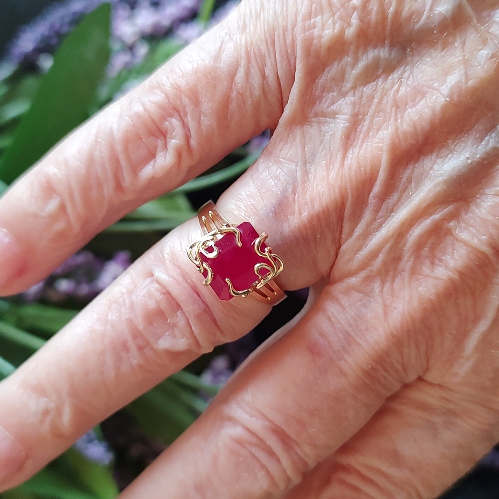 10k Gold Medusa Ruby Ring - image 1